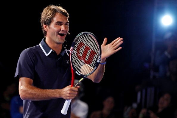 Roger Federer má nového trenéra.