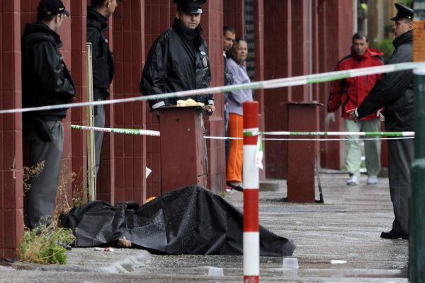 Střelec prý s ostatními sousedy konflikty neměl. Střelec prý s ostatními sousedy konflikty neměl.