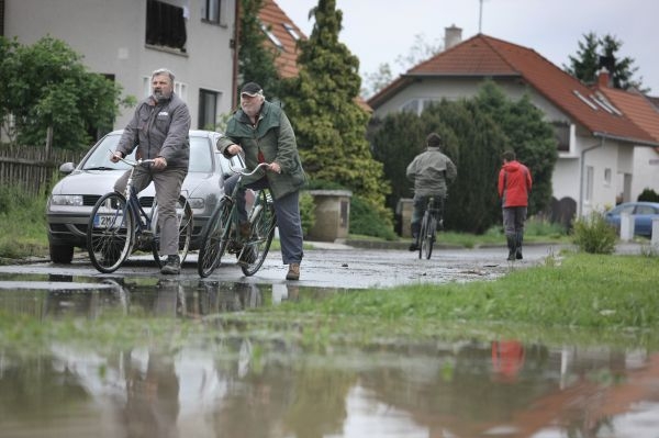 Na Moravě hrozí kvůli vydatnému dešti rozlití řek (ilustrační foto). Na Moravě hrozí kvůli vydatnému dešti rozlití řek (ilustrační foto).