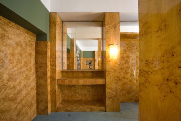 Čisté tvary a kvalitní materiál - to je Adolf Loos.