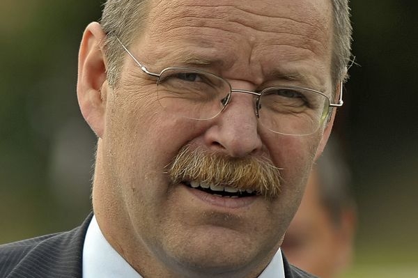 Náměstek Kopřiva zřejmě domlouval nákup minometů na vlastní pěst.