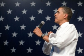 Vyhrnul si Obama rukávy jako první? Těžko říci.