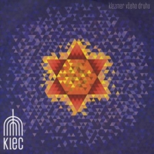 Druhé album zkoumá možnosti klezmeru.