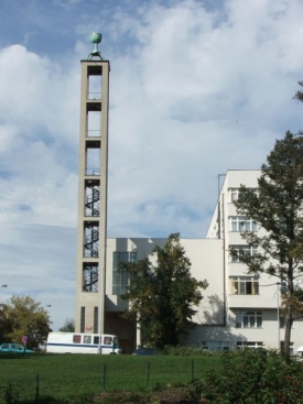 Husův sbor od Pavla Janáka na pražských Vinohradech.