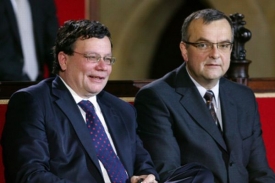 Alexandr Vondra a Miroslav Kalousek jsou na ostří nože.