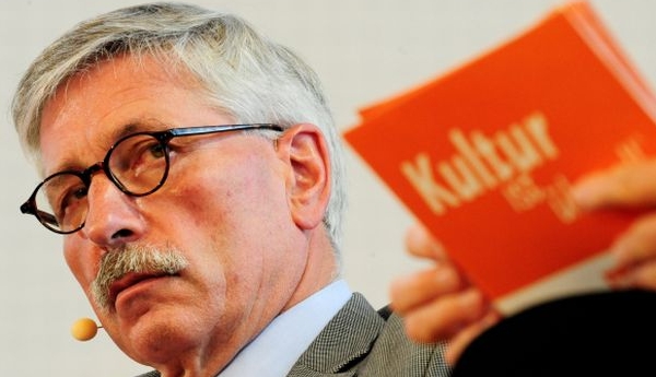 Thilo Sarrazin končí ve vedení banky kvůli svým výrokům.