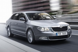 Největší škodovka - Superb - má možná na kahánku.