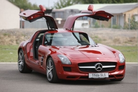 Současnost značky - Mercedes SLS.