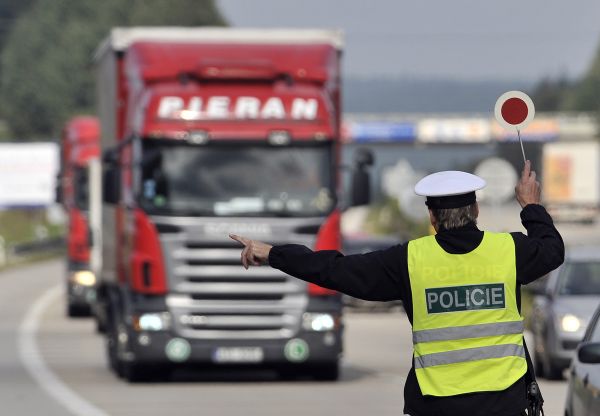 Jeden z pardubických policistů je podezřelý z krádeže při výkonu služby (ilustrační foto).