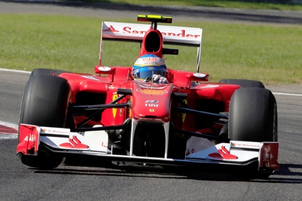Vítěz kvalifikace na Velkou cenu Itálie Fernando Alonso.