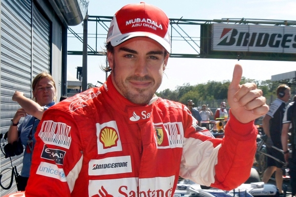 Promění Fernando Alonso pole position v celkový triumf?
