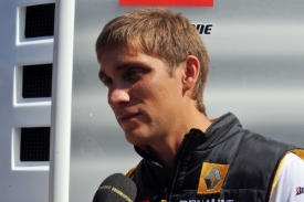 Vitalij Petrov.