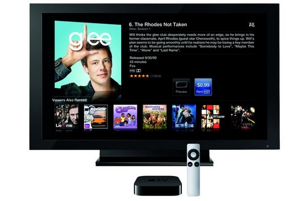 Apple TV (na obr.) je už v prodeji, Google TV se na trh teprve chystá.