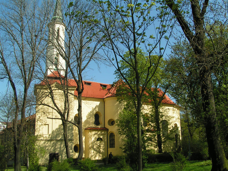 Areál kliniky, kde proběhne festival.
