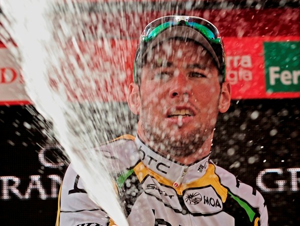 Cavendish opět ovládl závěrečný spurt.