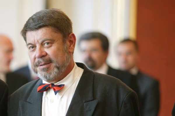 Herec a bývalý ministr kultury Martin Štěpánek spáchal sebevraždu. 