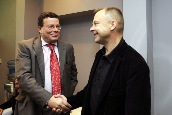 Vondra a člen jeho reformního týmu Václav Marhoul v Partii televize Prima.