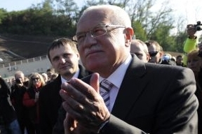 Václav Klaus oficiálně otevřel jihozápadní část Pražského okruhu.