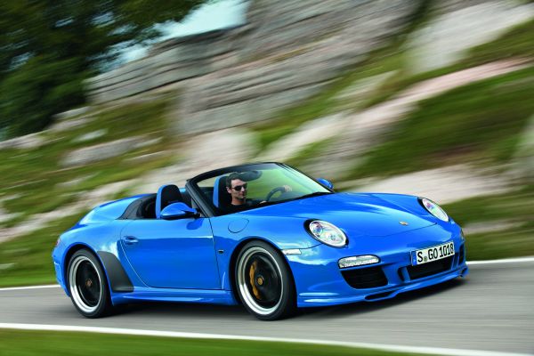 Světovou premiéru bude mít limitovaná série Porsche 911 Speedster.