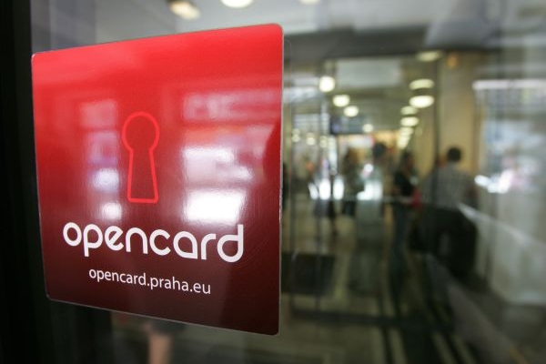 Z Opencard se stal kostlivec pražské radnice.