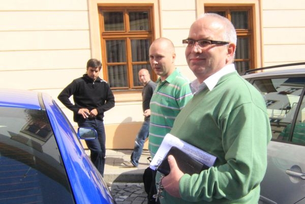 Tajemník Krejčíř raději odstoupil sám, aby nevrhal špatné světlo na radnici.