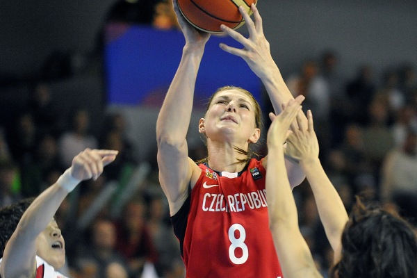 České basketbalistky vstupují do osmifinálové skupiny utkáním s Koreou.
