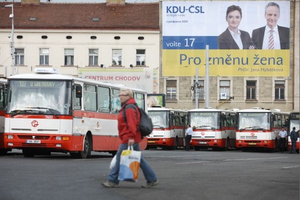 Poslanci by si od ledna museli v MHD kupovat lístek (ilustrační foto). 