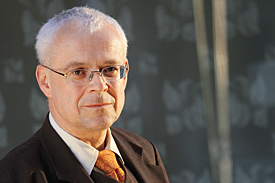 Vladimír Špidla se vrací do české politiky. Jaké má plány?