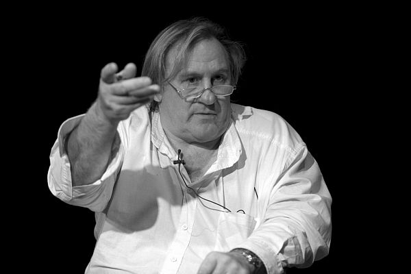 Gerard Depardieu dnes raději recituje než hraje.