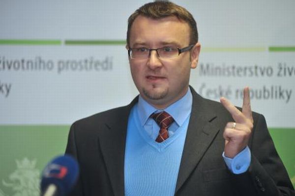 Ministr Drobil uspořádal k celé kauze brífink.