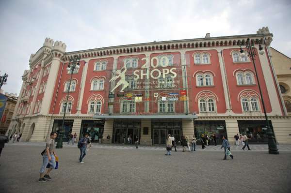 Palladium se topí ve ztrátách. 