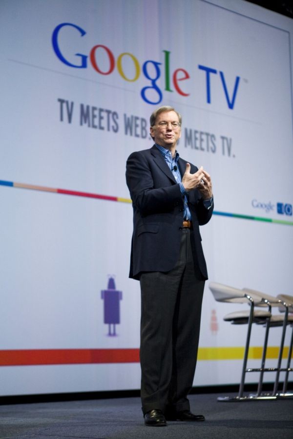 Ředitel Googlu Eric Schmidt představil koncept Google TV už v červnu.