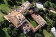 Berlusconiho vila z ptačí perspektivy. Zappadu fotil z vrtulníku.