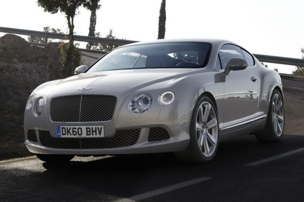 Bentley Continental GT měl na autosalonu v Paříži premiéru.