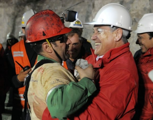 Horníky na povrchu vítaly rodiny i prezident Chile.