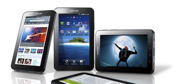 iPad není sám (na snímku Galaxy Tab od Samsungu).