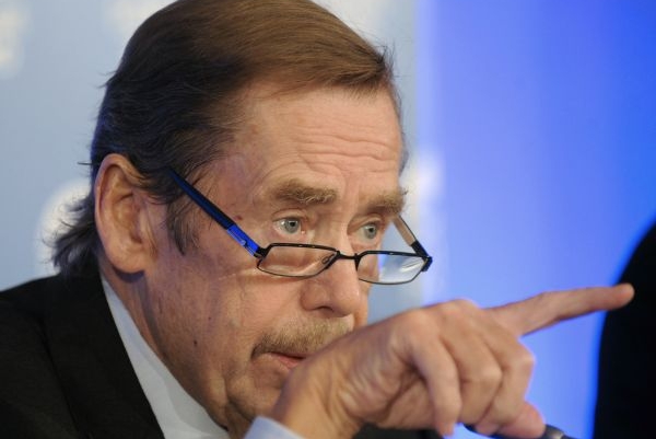 Havel: Volby snad provětrají pražský magistrát.