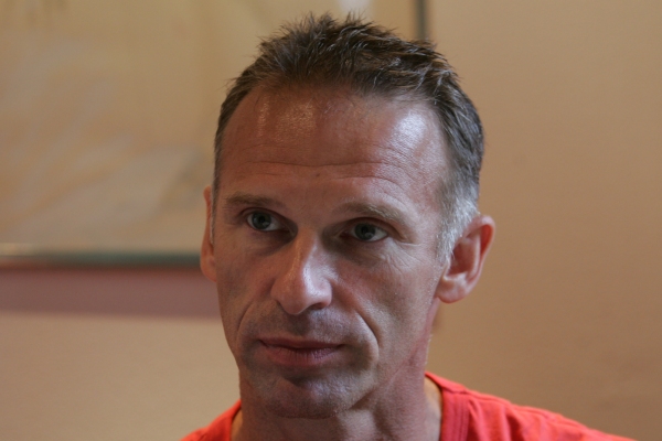 Dominik Hašek zatím v Rusku neprožívá ideální sezonu.