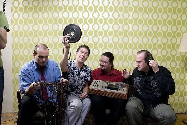Skupina Hi-Fi. Skupina Hi-Fi.