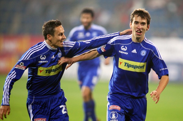 Radost fotbalistů Olomouce může vystřídat obrovské zklamání v případě prokázané korupce.
