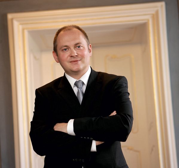 Michal Hašek tvrdí, že ČSSD v Senátu nechce být jen destruktivní.