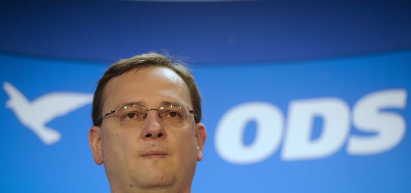 ODS Petra Nečase v senátních volbách ztratila 11 křesel.