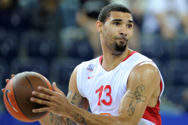 Nymburský basketbalista Tre Simmons.