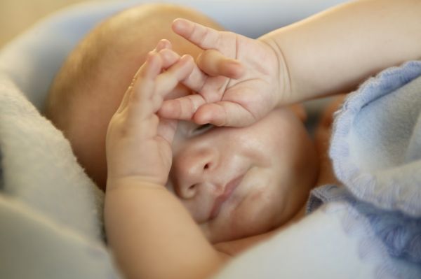 V Jindřichově Hradci nalezli v babyboxu zdravou dívku (ilustrační foto).