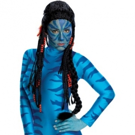 Neytiri před letošním Halloweenem letí (z nabídky obchodu Hollywood Toys and Costumes)..