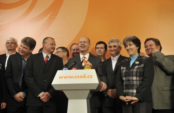 Kandidáti na šéfa Senátu: (zprava) Zdeněk Škromach, Alena Gajdůšková, Milan Štěch.