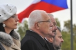 Zleva předsedkyně Poslanecké sněmovny Miroslava Němcová, prezident Klaus, předseda Senátu Přemysl Sobotka a ministr vnitra Radek John.