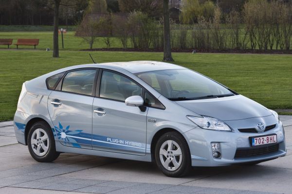 Toyota Prius plug-in designově nikterak nevybočuje z řady obyčejných priusů. 