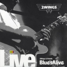 Deska vychází k příležitosti dalšího ročníku Blues Alive.