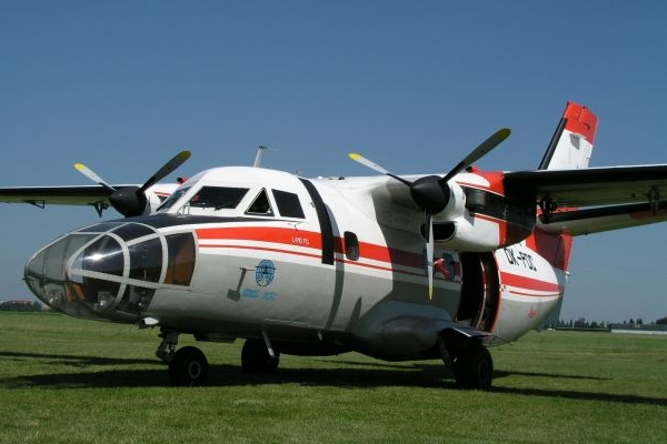 Letadlo L-410 (ilustrační foto).